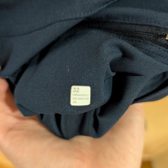 Lululemon ABC Slim-Fit 5 Pocket Pant 32×28 LIKE NEW Warpstreme Navy - Picture 4 of 4